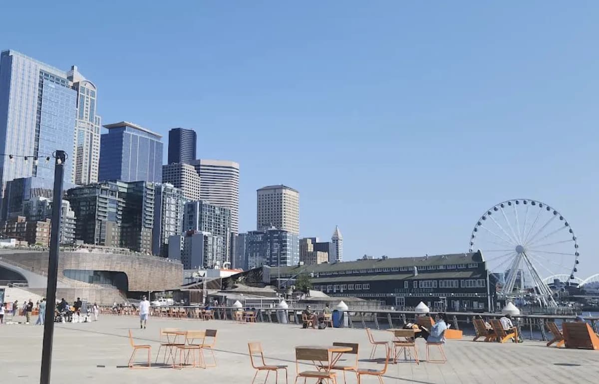 Seattle waterfront boardwalk