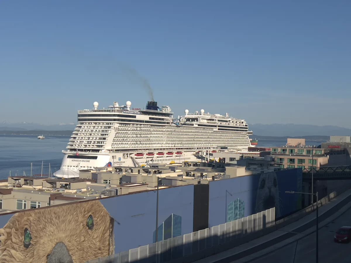 Aerial view of Pier 66 cruise terminal in Seattle
